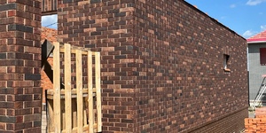 Клинкерный кирпич ЛСР "Мюнхен" коричневый, Береста 0.7НФ 2