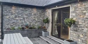Каменный фасад дома фото 3D панели RKS SLATE Кварцит Nordic Blend Country купить с доставкой (10)