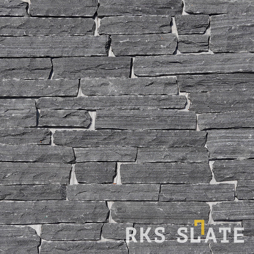 Фасадный облицовочный камень Monsoon Black Quartz Strips в Орле