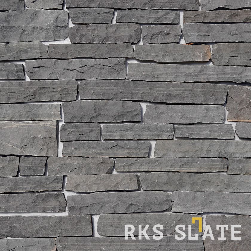 Фасадный облицовочный камень Sagar Black Sandstone Strips в Орле