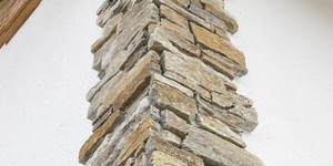 Облицовка фасада натуральным камнем в виде 3D панели RKS SLATE  Кварцит Biege Quartz Country купить онлайн (3)